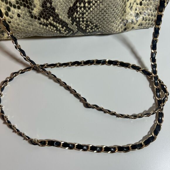 🤎 Badgley Mischka Python Snakeskin kiss Lock crossbody clutch bag - Picture 6 of 13